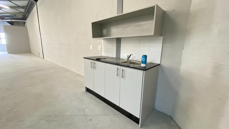 To Let commercial Property for Rent in Marconi Beam Industria Western Cape